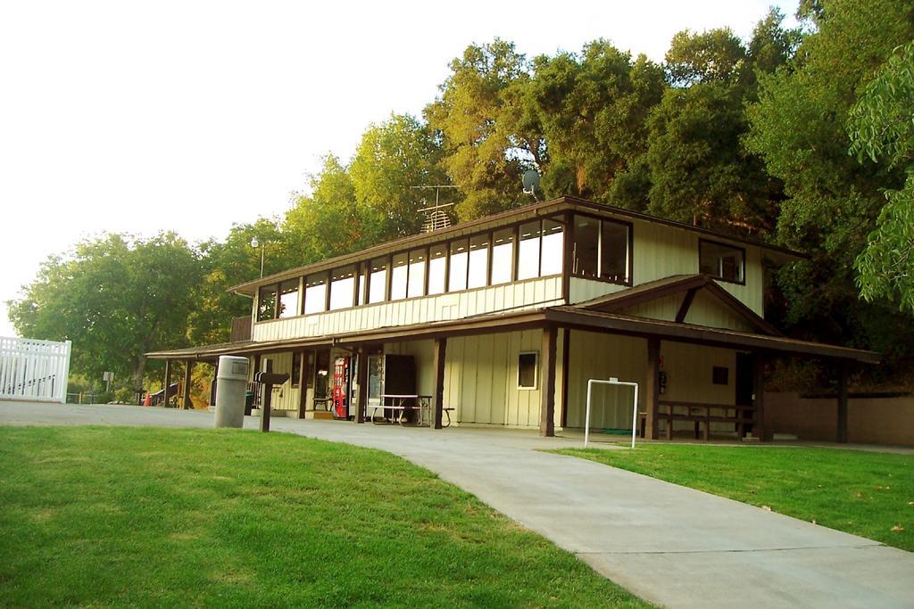 Morgan Hill Camping Resort Cabin 1 San Martin Esterno foto
